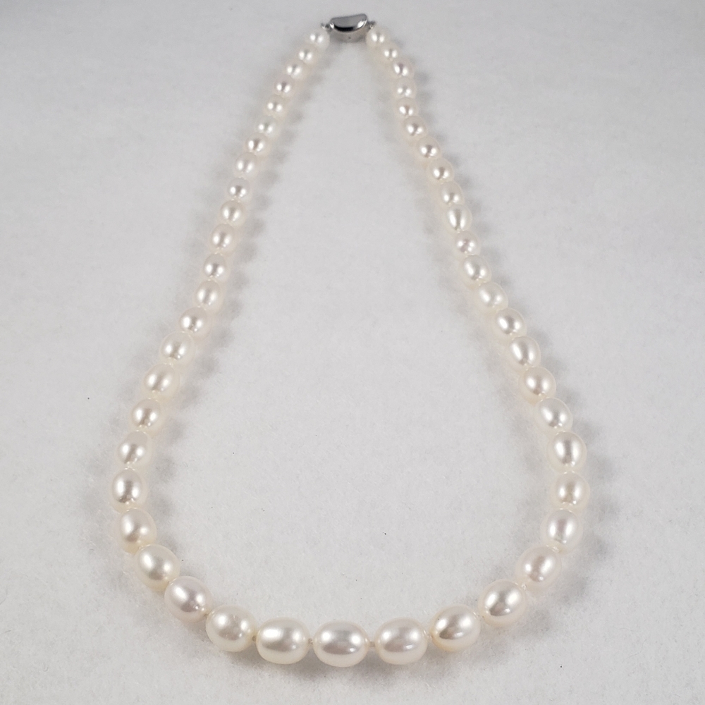 REAL - 9mm Pearl Necklace - Picture 2 of 8